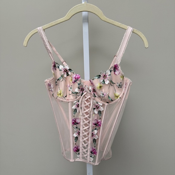 VICTORIA’S SECRET FLORAL LACE CORSET TOP new with tags size S - Picture 4 of 7